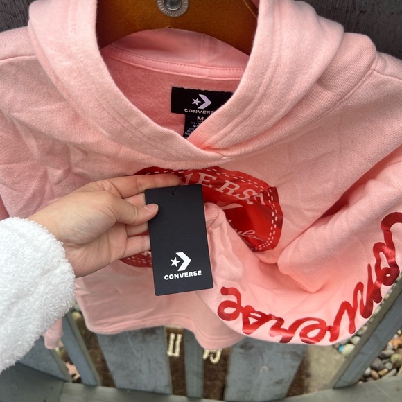 NWT Storm Pink converse size youth M (10-12)‎ hoodie - Picture 5 of 6